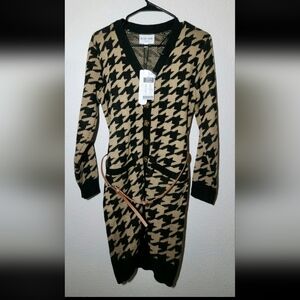 NWT Olive & Oak Black and Tan Houndstooth Midi Cardigan Dress With Belt